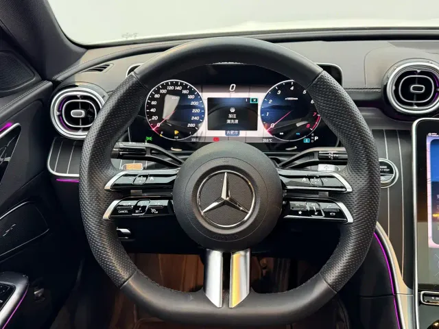 Mercedes-Benz C-Class — Фото автомобиля 9