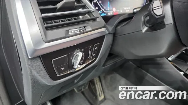 BMW iX3 G08 (2020–2024) — Фото автомобиля 24