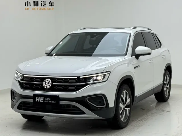 Фотография автомобиля — Volkswagen Tayron