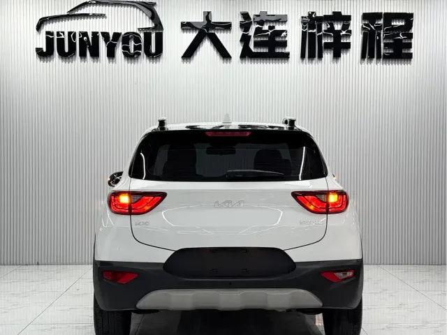 Kia KX1 — Фото автомобиля 4