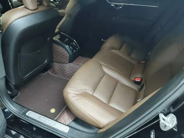 Volvo S90 — Фото автомобиля 8