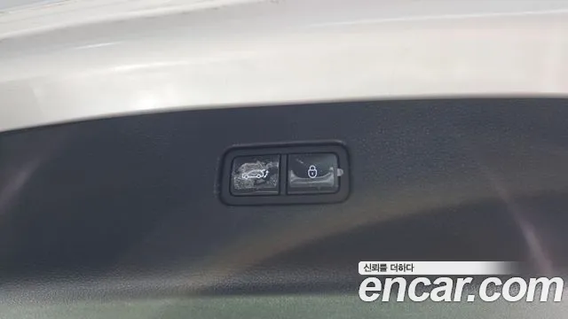 Genesis GV80 2.5T Бензин AWD — Фото автомобиля 18