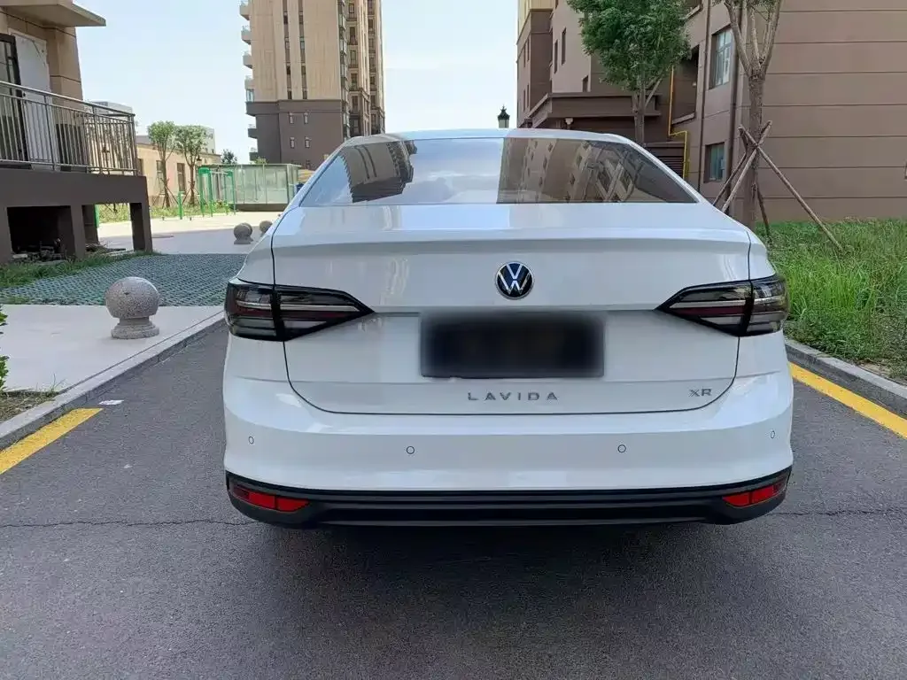 Volkswagen Lavida 2025 New Edge 1.5L Outstanding New Ease — Фото автомобиля 23