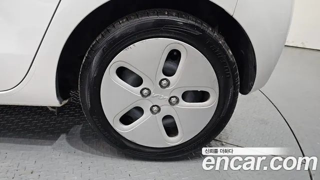 Kia RAY Новый Kia Ray Фургон — Фото автомобиля 21