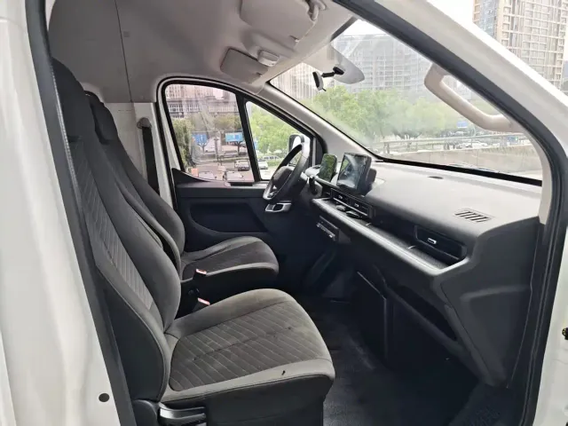 Changan Kaicheng V919 — Фото автомобиля 6