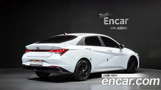 Hyundai Avante CN7 — Фото автомобиля 2