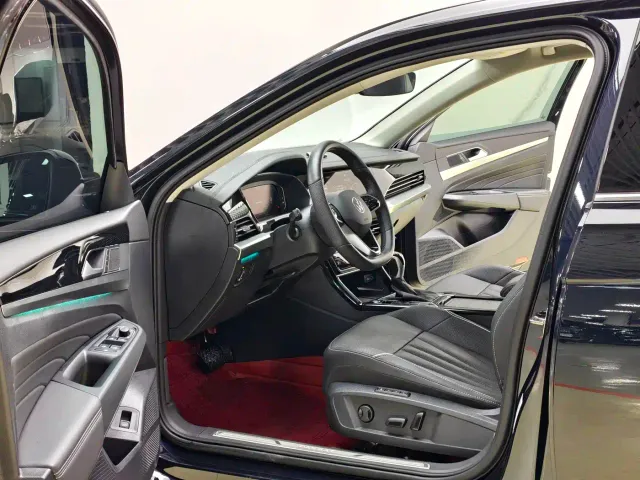 Volkswagen Passat — Фото автомобиля 8
