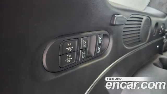 Hyundai Palisade Palisade (LX3) Бензин 2.5T 2WD 9 мест — Фото автомобиля 27