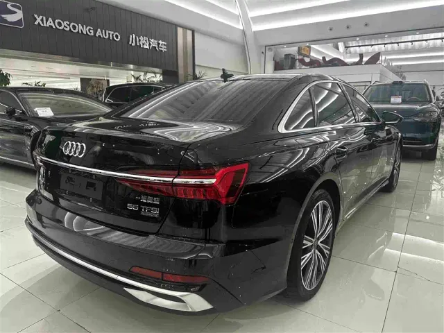 Audi A6L — Фото автомобиля 18