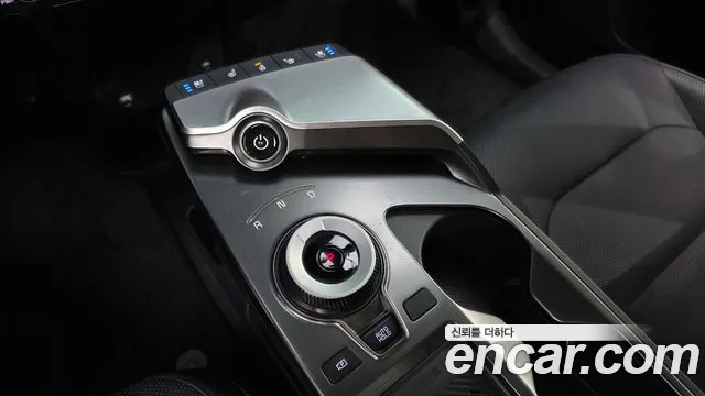Kia EV6 — Фото автомобиля 9