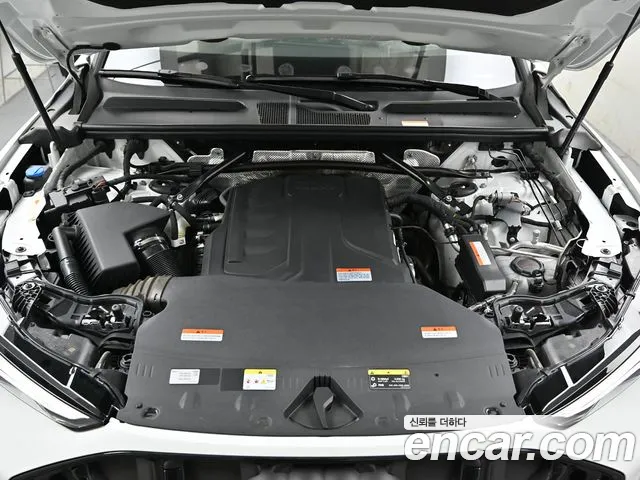 Audi Q5 45 TFSI quattro S Line — Фото автомобиля 6