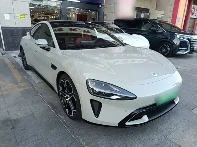 Xiaomi SU7 — Фото автомобиля 3