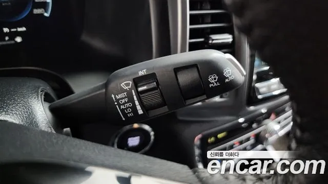 KG_Mobility_Ssangyong Rexton Новый Rexton Sport Дизель 2.2 4WD — Фото автомобиля 17
