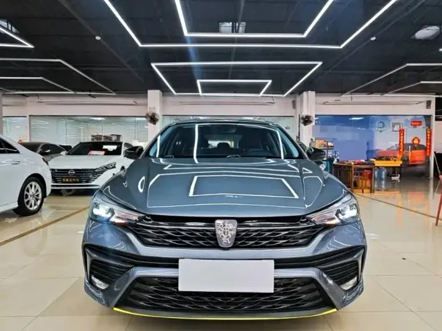 Roewe i5 — Фото автомобиля 2