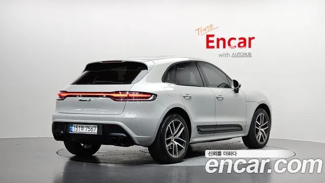 Фотография автомобиля — Porsche Macan