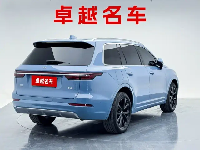 Li Auto ONE — Фото автомобиля 2