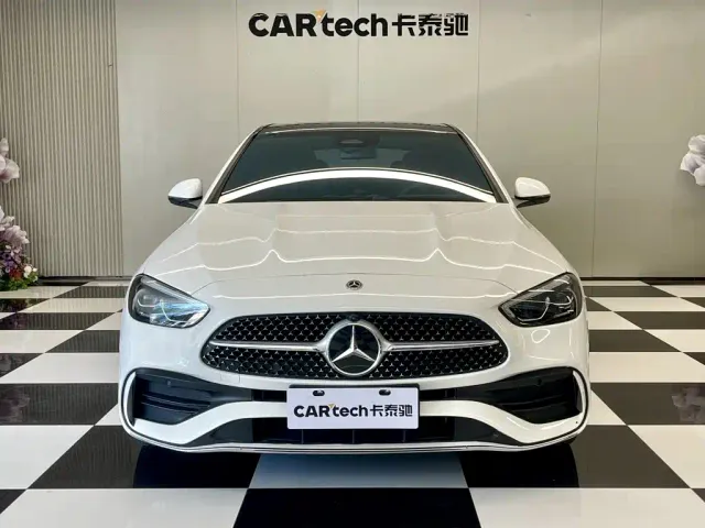 Mercedes-Benz C-Class — Фото автомобиля 3