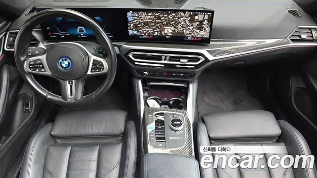 BMW i4 — Фото автомобиля 10
