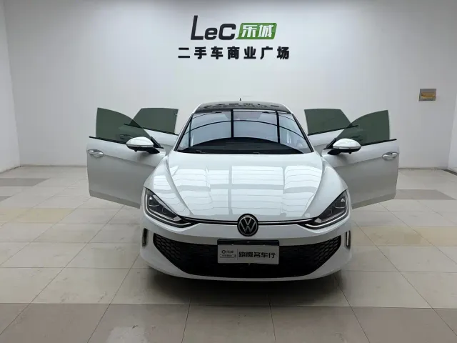 Volkswagen Lamando — Фото автомобиля 5