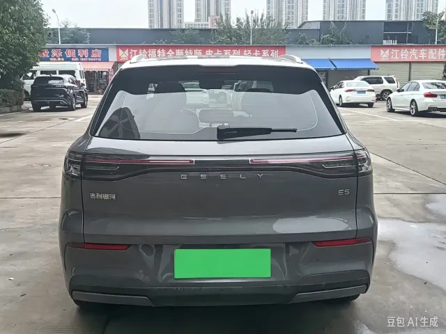 Geely Galaxy E5 — Фото автомобиля 10