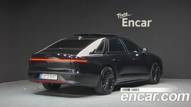 Hyundai Grandeur — Фото автомобиля 2