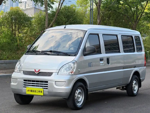 Фотография автомобиля — Wuling Rongguang