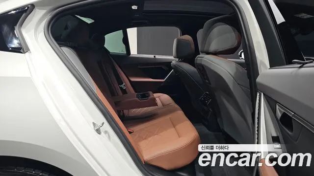 BMW 5-Series 5 серия (G60) 530i xDrive M Sport — Фото автомобиля 11