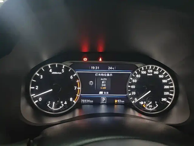 Nissan Teana — Фото автомобиля 11