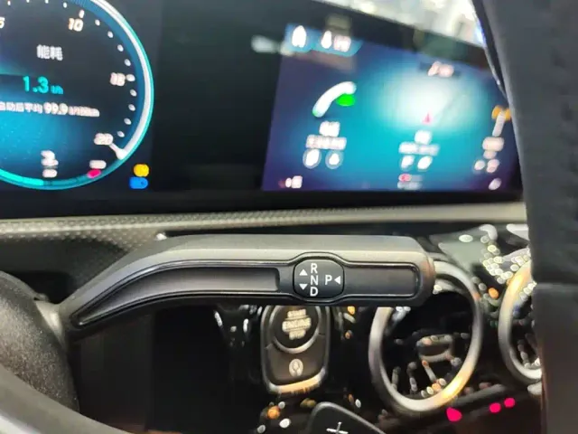 Mercedes-Benz A-Class — Фото автомобиля 13