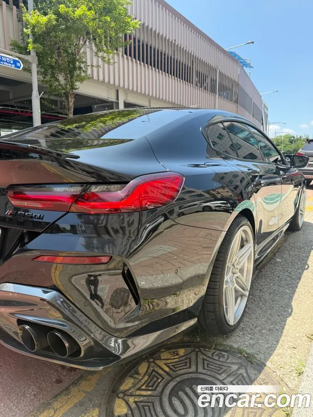 BMW 8 Series G15 — Фото автомобиля 8
