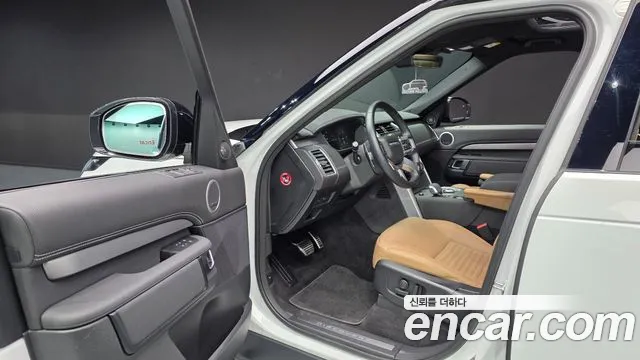 Land Rover Discovery — Фото автомобиля 11