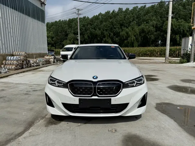 BMW i3 — Фото автомобиля 2