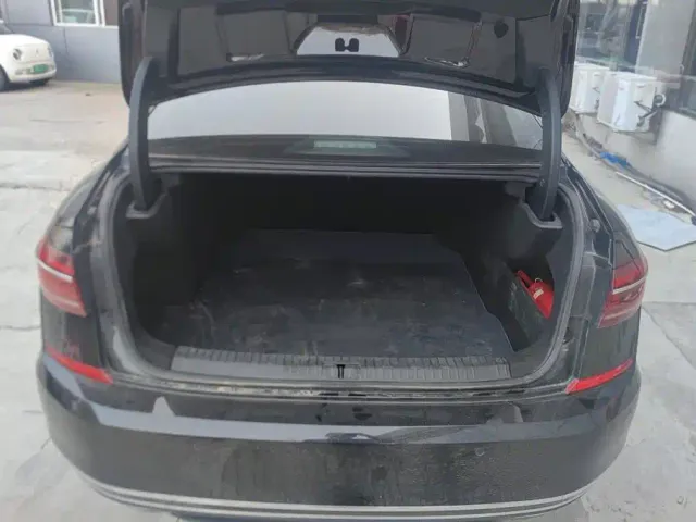 Volkswagen Passat — Фото автомобиля 4