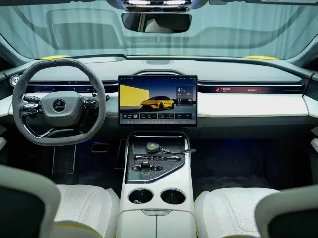 Lotus Emeya — Фото автомобиля 12
