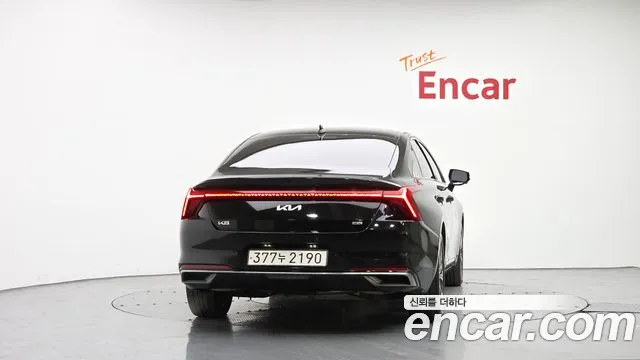 Kia K8 — Фото автомобиля 4