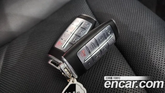 Genesis GV70 Electrified GV70 — Фото автомобиля 21