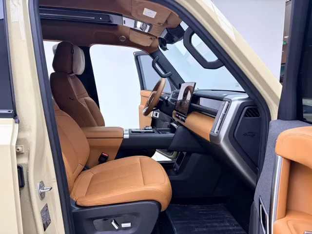 iCAR V27 — Фото автомобиля 9