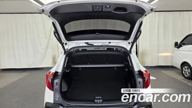 Kia Seltos Новый Seltos Бензин 2.0 2WD — Фото автомобиля 17