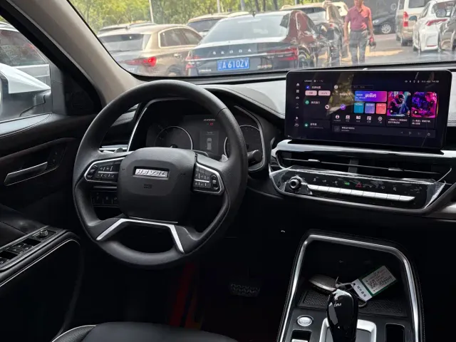 Haval H6 — Фото автомобиля 9