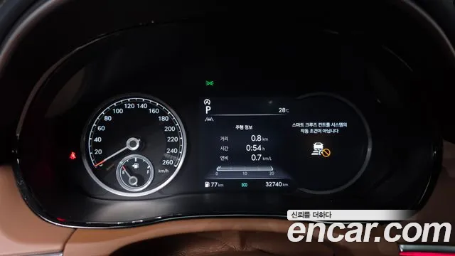 Genesis GV70 — Фото автомобиля 11
