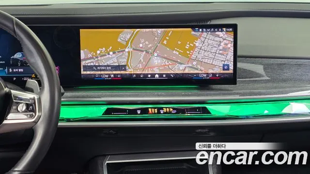 BMW 7 Series G70 — Фото автомобиля 14