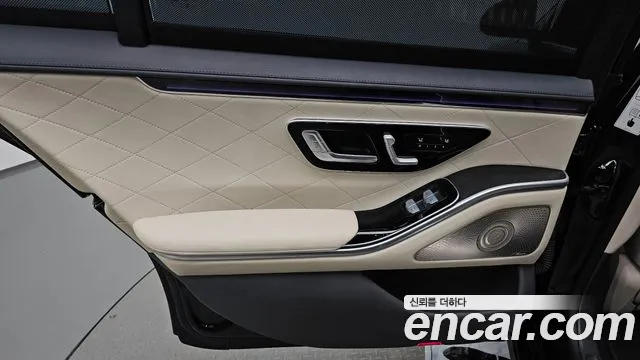 Mercedes-Benz S-Class — Фото автомобиля 17