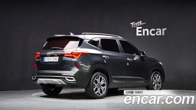 Kia Seltos — Фото автомобиля 2