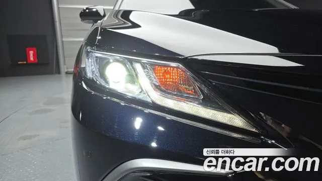 Toyota Camry XV70 — Фото автомобиля 22