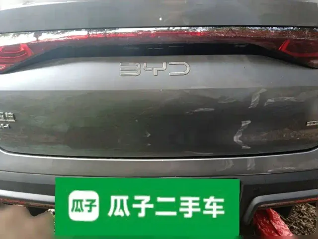 BYD Qin L — Фото автомобиля 5