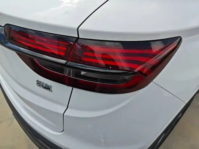 Geely Binyue — Фото автомобиля 7