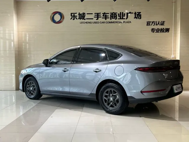 BYD Qin PLUS — Фото автомобиля 15