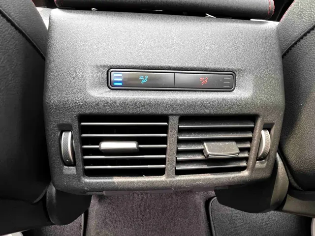 Land Rover Discovery Sport — Фото автомобиля 16
