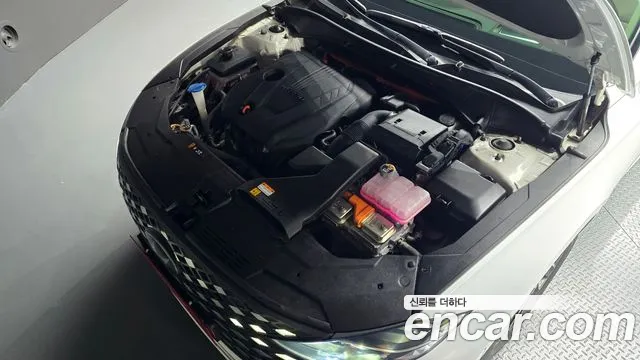 Hyundai Grandeur Grandeur (New) Hybrid — Фото автомобиля 6
