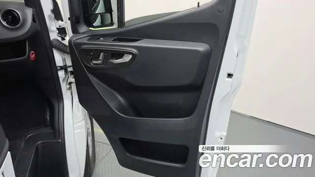 Mercedes-Benz Sprinter Sprinter — Фото автомобиля 20
